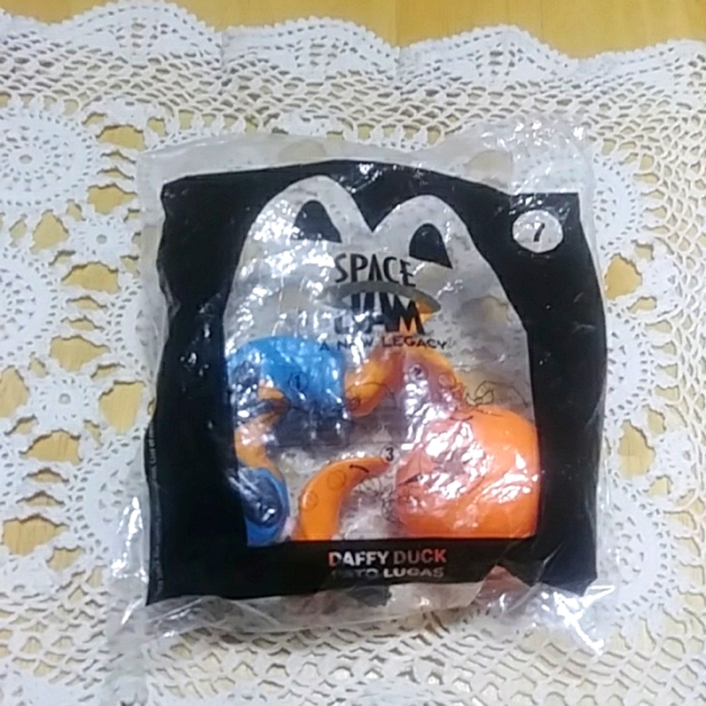 Space Jam #7 Daffy Duck toy,  McDonald's Happy Meal, collectible